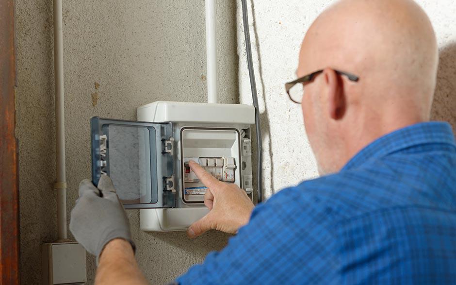 recherche électricien Paris 2